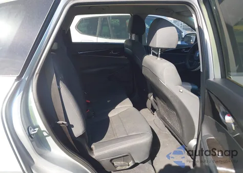 2018 Kia Sorento 2.4L Lx from USA, damaged, VIN 5XYPG4A31JG347830